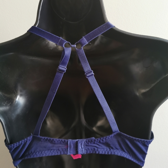 La Senza D34. Pick any 2 bras for $30 - Picture 3 of 4